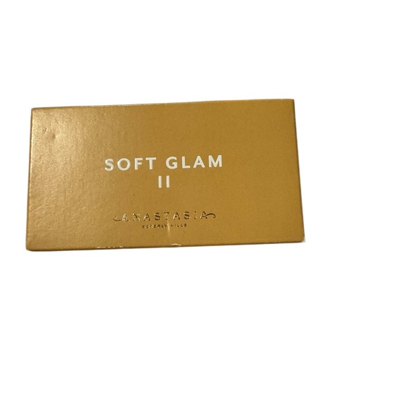 Anastasia Soft Glam II Palette - Picture 4 of 5